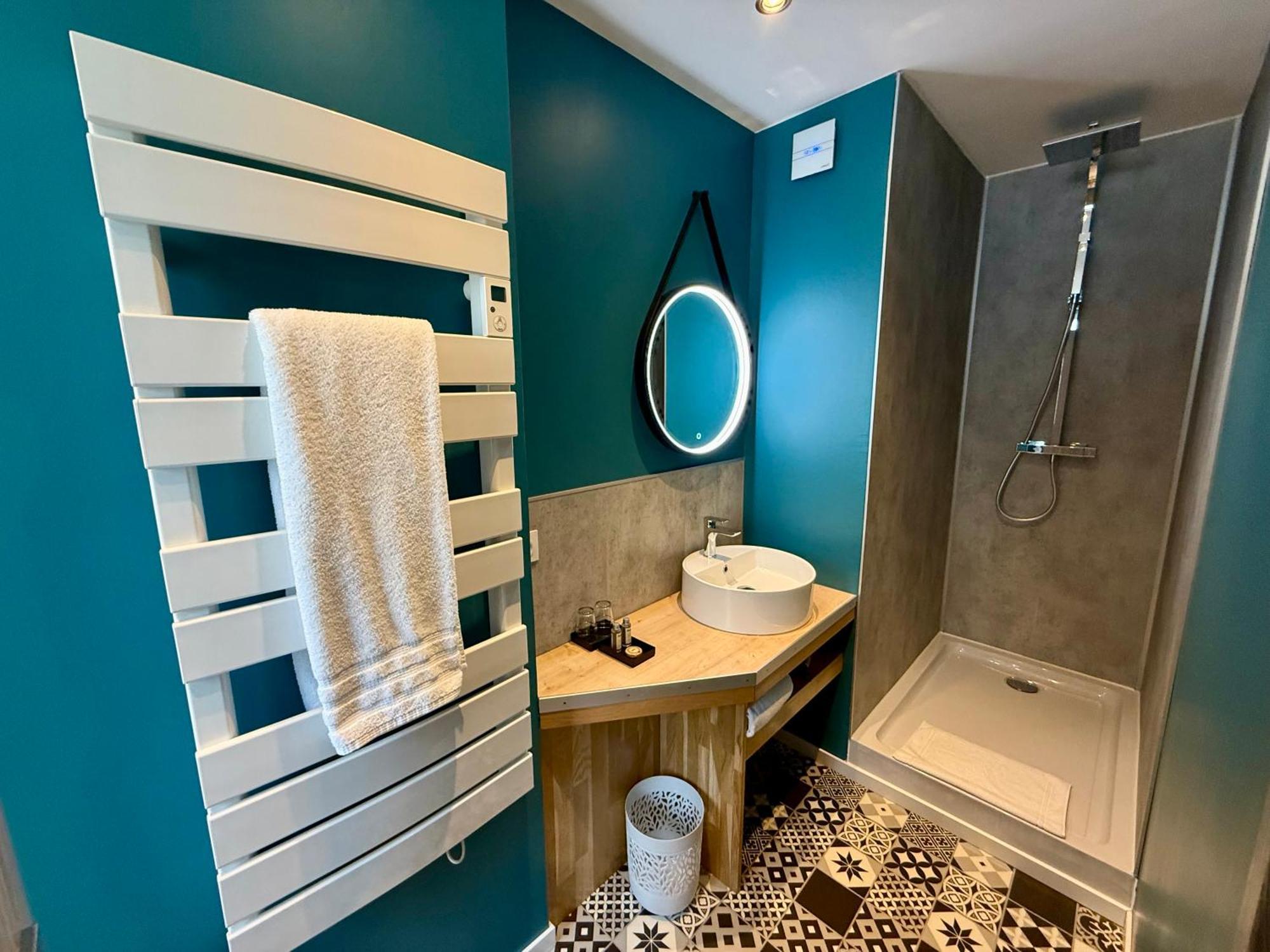 Oxxotel & Spa Valognes Bagian luar foto