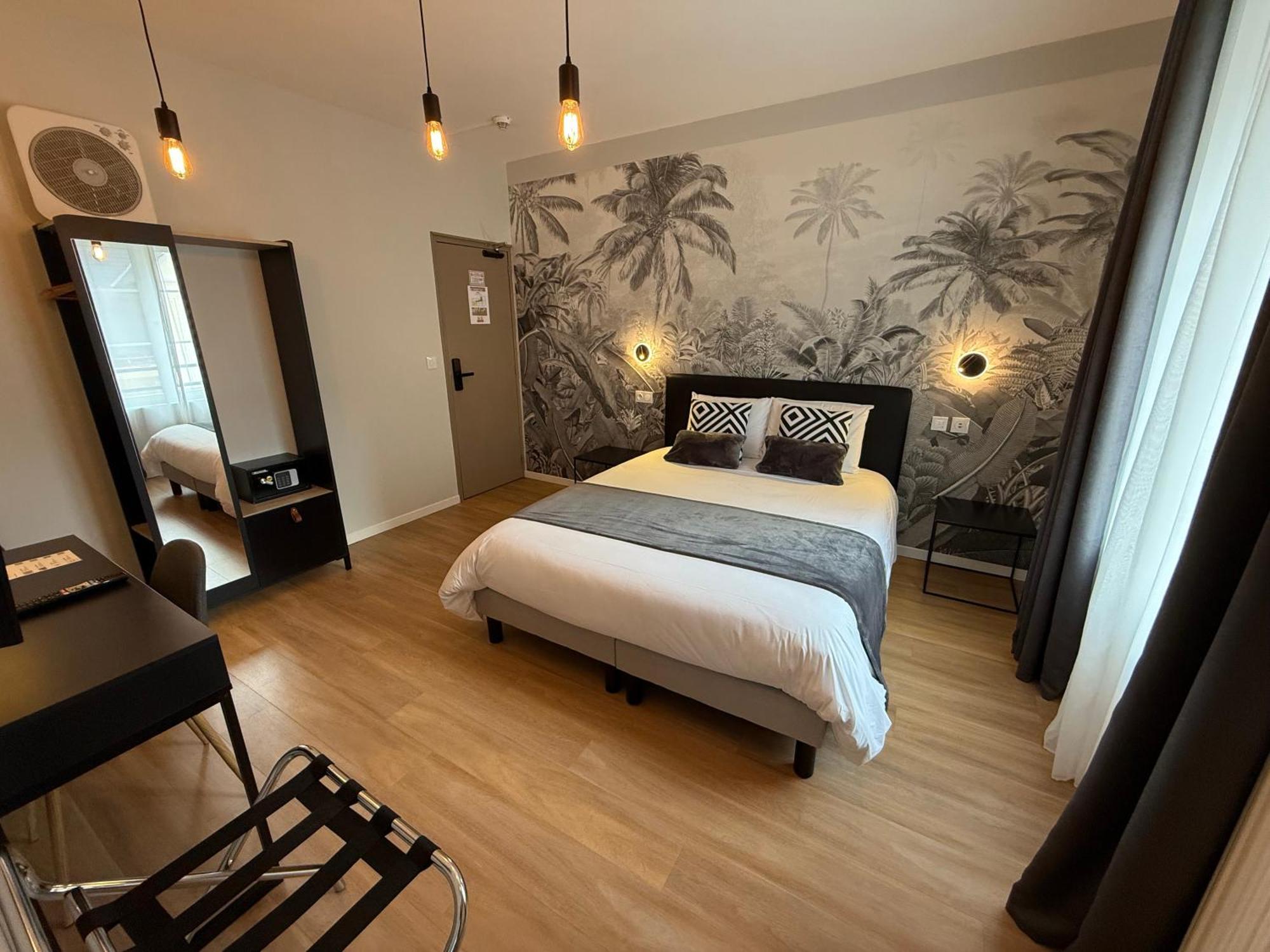 Oxxotel & Spa Valognes Bagian luar foto