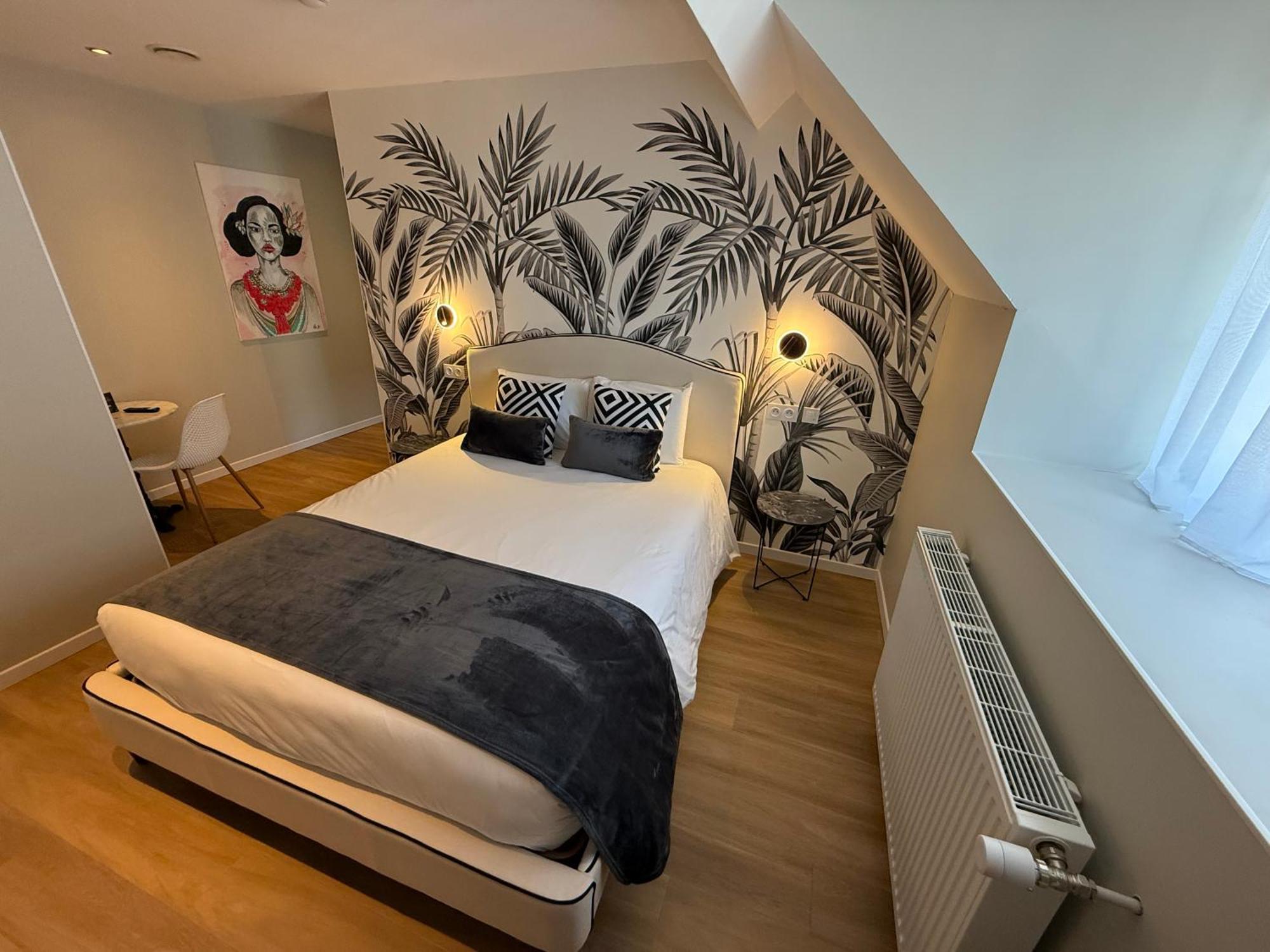Oxxotel & Spa Valognes Bagian luar foto